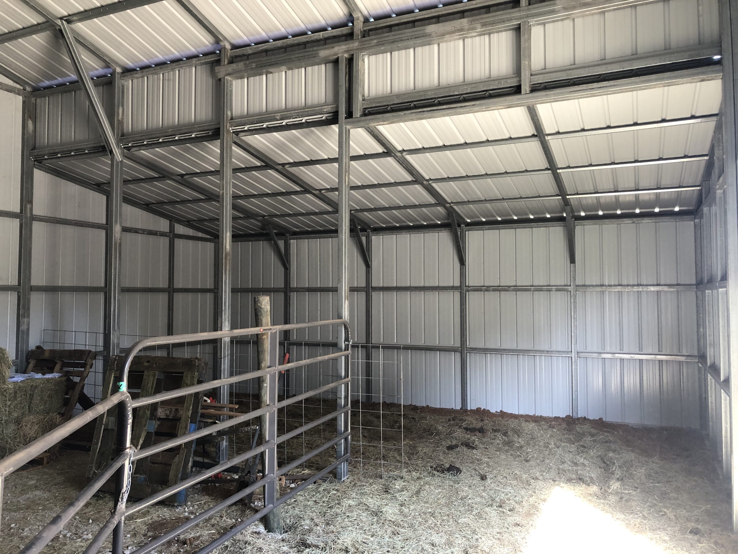 42x25x14/9 Agricultural Barn - Image 11